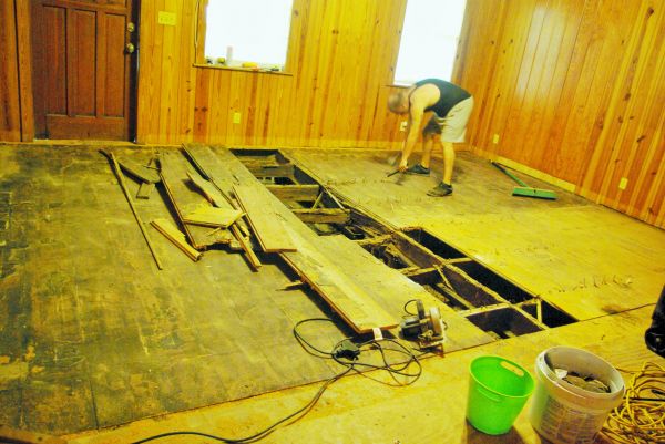 Subfloor Demolition in Albany